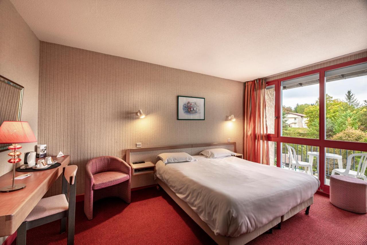 Hotel Du Lac Lacapelle-Viescamp Buitenkant foto