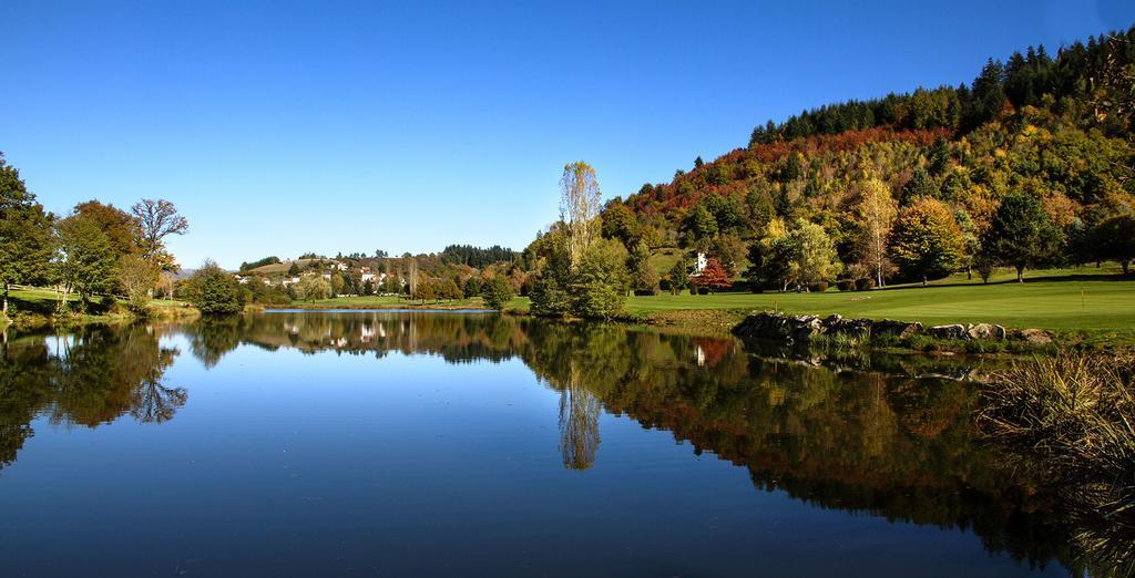Hotel Du Lac Lacapelle-Viescamp Buitenkant foto